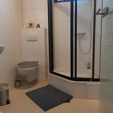 Ferien- Und Business Appartamento